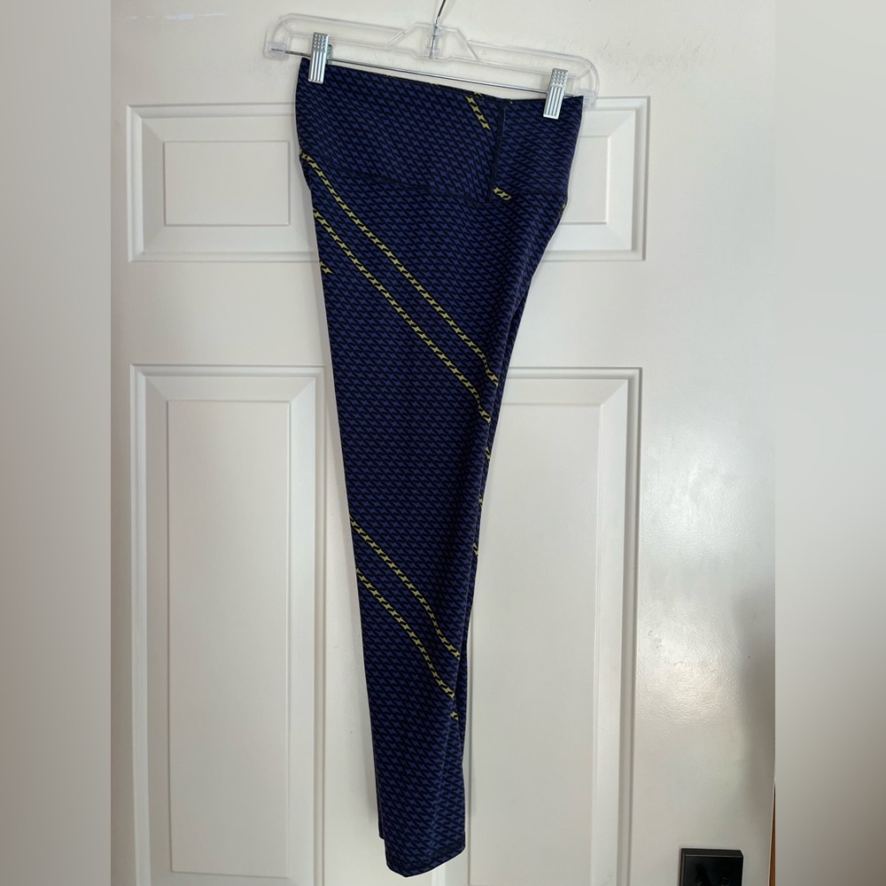 New Free People Movement never better logo graphic black combo leggings. Small - Picture 3 of 15